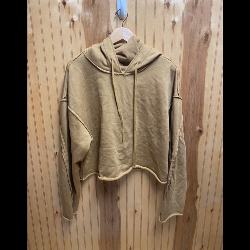 Alo Yoga Effortless Hoodie in Caramel